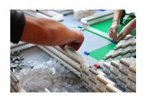 HKU-studenten bouwen Prinses Máxima Centrum na met 23.000 Q-Bricks bouwstenen
